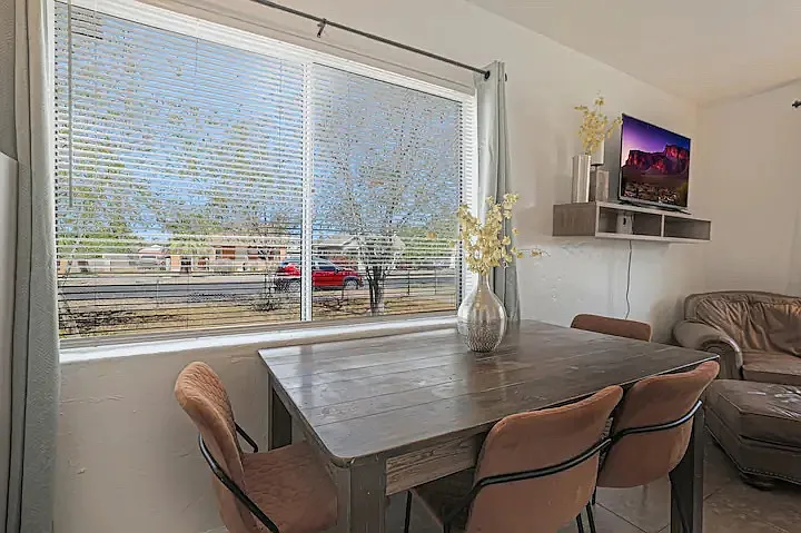 422 N 18th Ave #1 — Photo 3