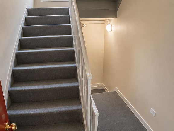 4th image of 1130 Dunlop Ave APT 2C