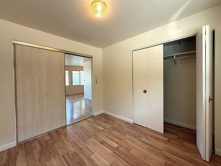 3837 Woodland Park Ave N #3831 — Photo 6