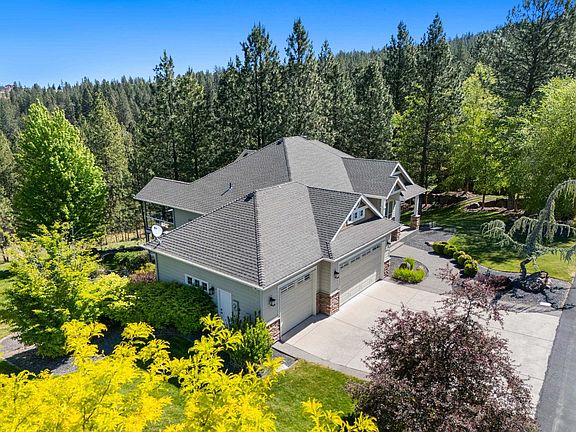 5th image of 13821 E Bellessa Ln