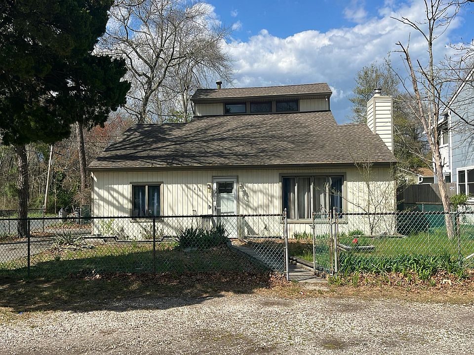 1st image of 41 Letts Landing Rd