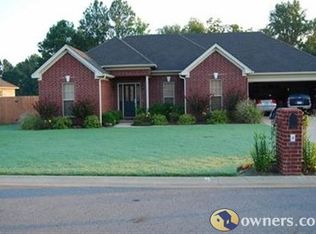 4 Meadowview Dr, Searcy, AR 72143