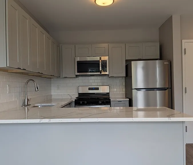 21 Canfield St #1A — Photo 1