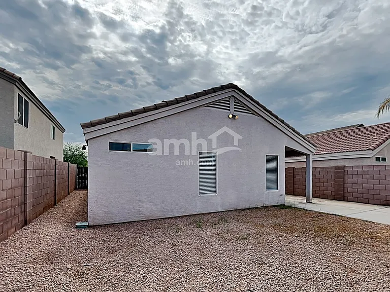 18078 N 113th Ave — Photo 21