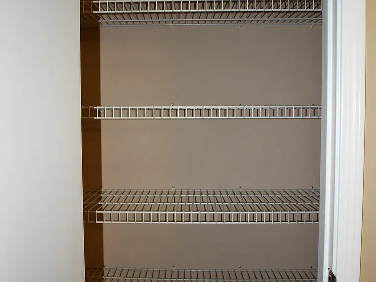 10439 Inverness Dr — Photo 27