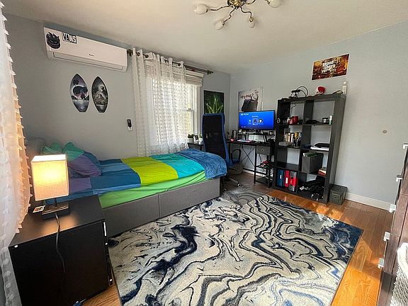 1st Fl extra bedroom