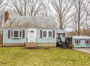 15 Tennyson Cir, Reading, MA 01867