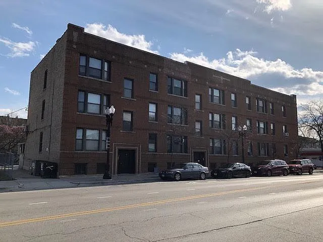 1625 W Lawrence Ave photo 1
