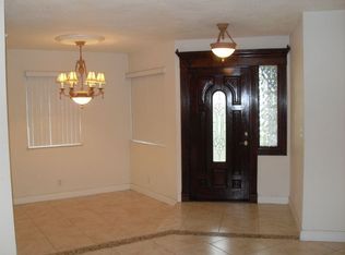 1561 W 15th St, Riviera Beach, FL 33404