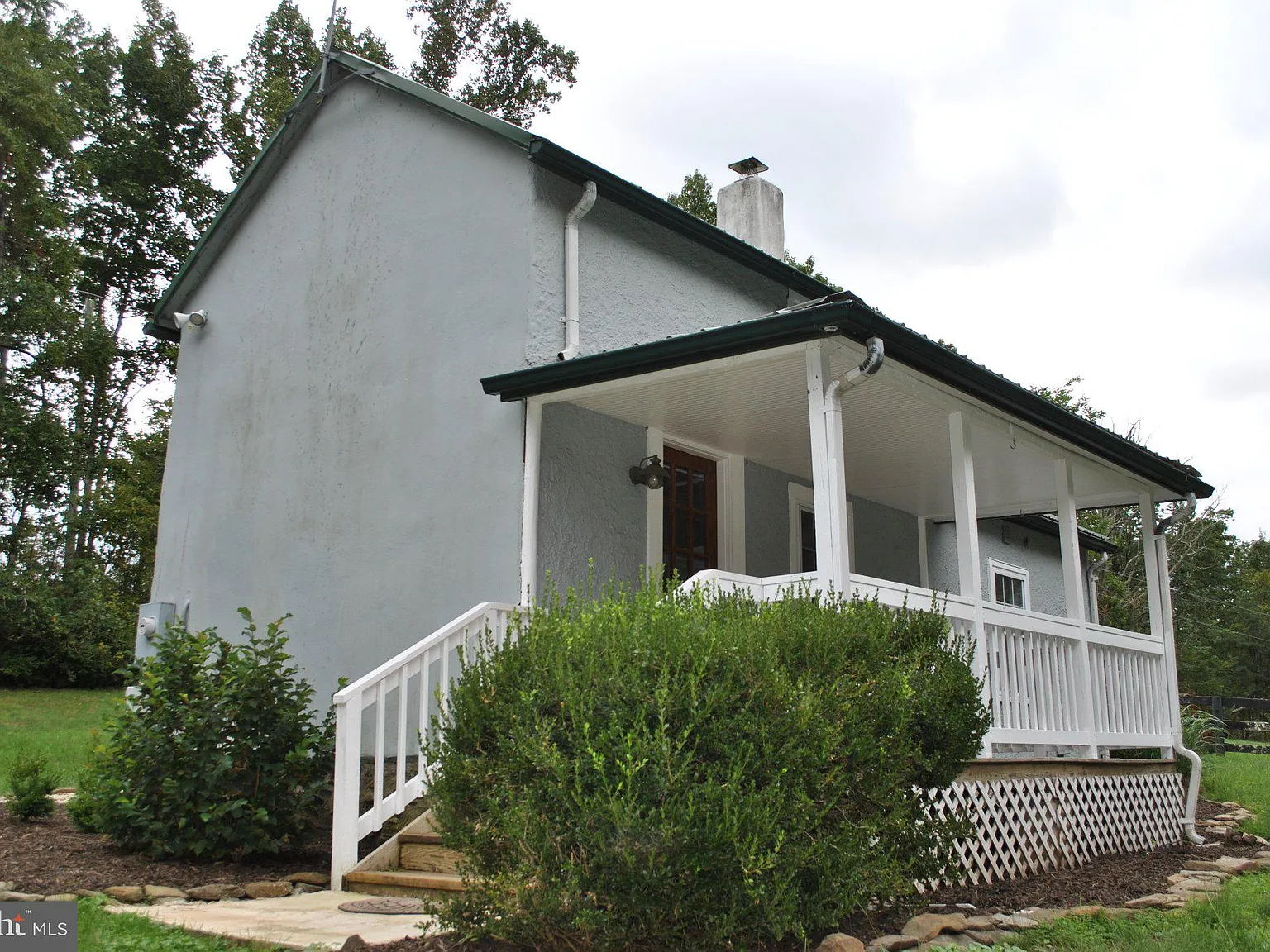 1 bed, 1.0 bath, 680 sqft, $1,500 — Photo 2