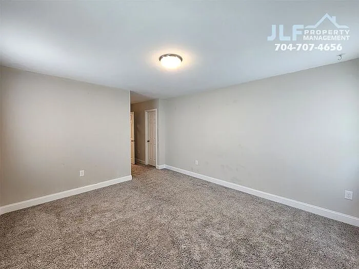 2520 Ashe Ave — Photo 12