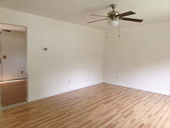 2nd image of 202 Crestway Dr