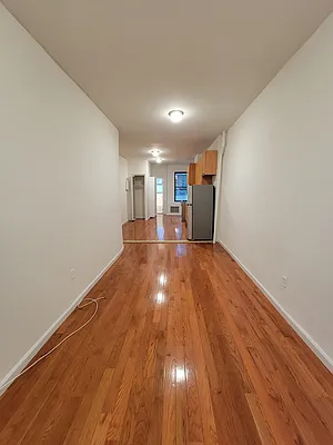 Rented by Avenues Real Estate | media 14