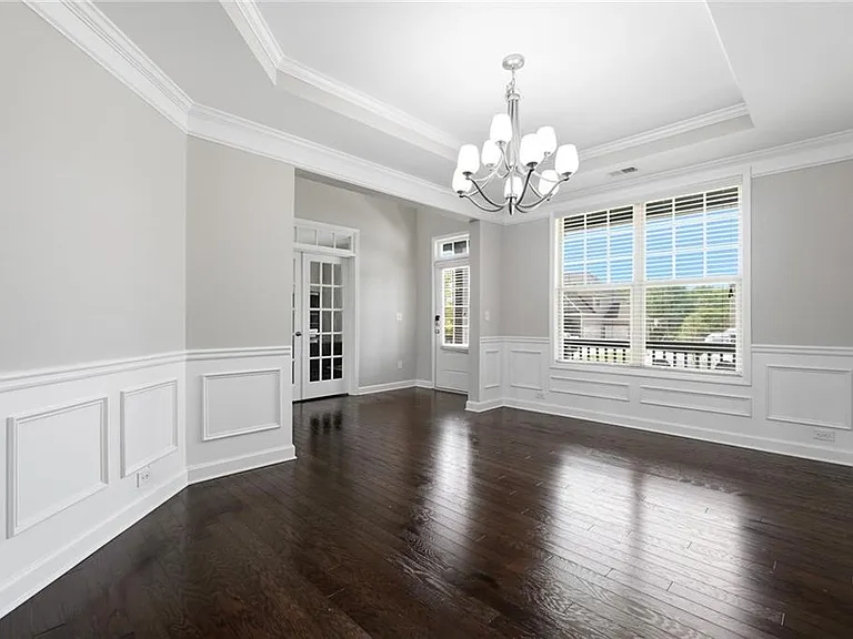 304 Cochin Dr — Photo 10