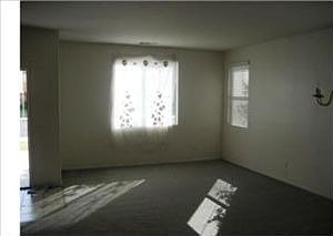 1st image of 15385 Avenida Anillo