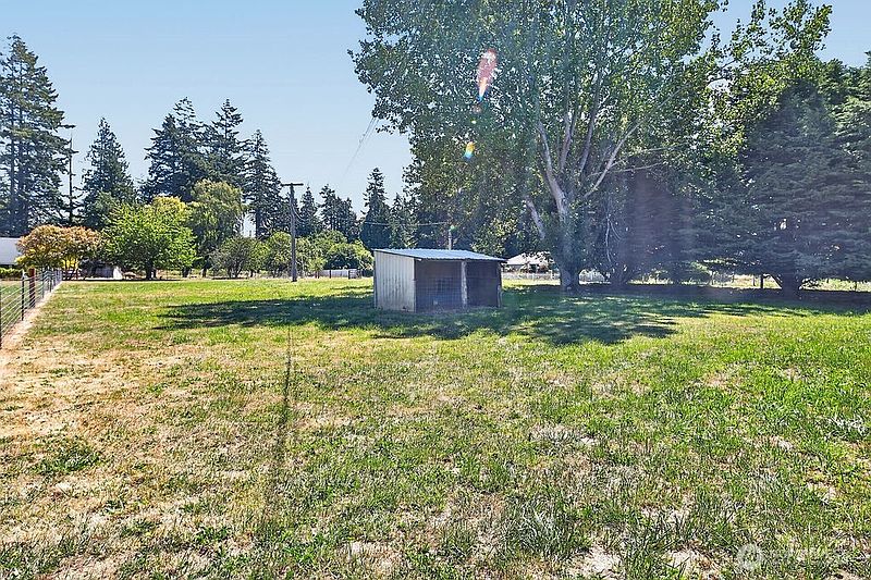 2nd image of 490 Fasola Road