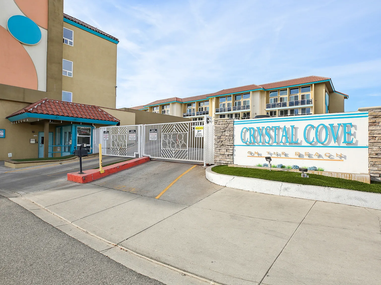 Crystal Cove — Photo 3