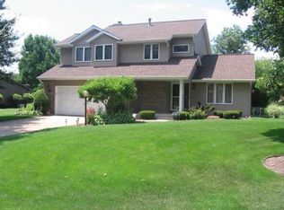 23675 Cedar Knoll Cir, Elkhart, IN 46516