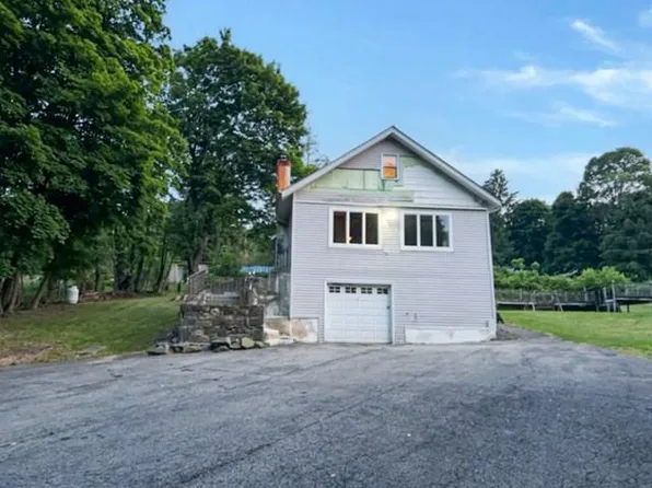 19 Cole Drive, Mahopac, NY 10541