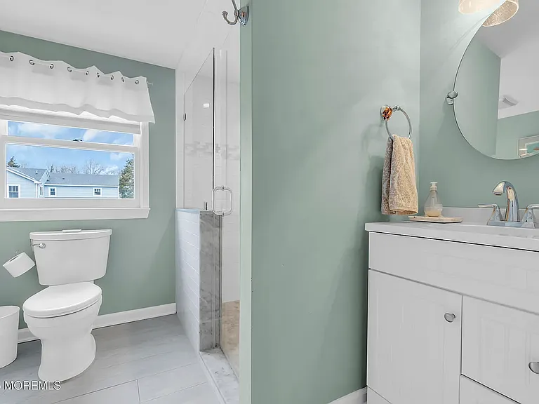 1204 Holly Pl — Photo 18