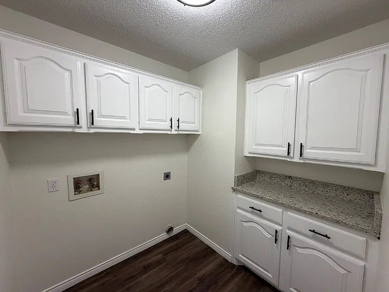 5003 Amherst St — Photo 9