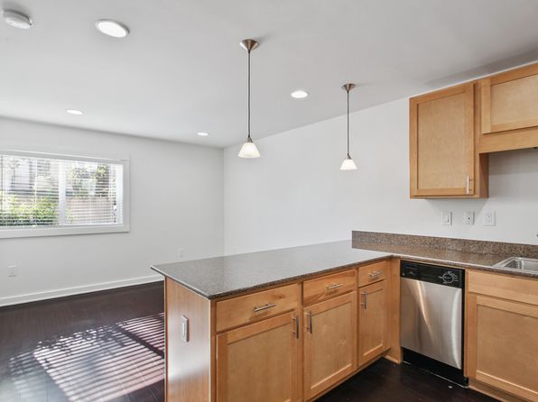 1725 Delachaise St APT 208