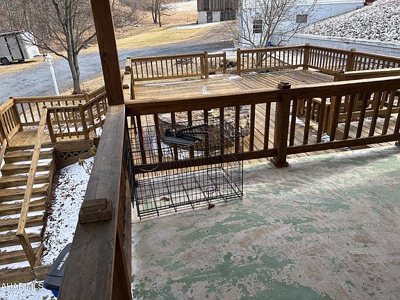 5th image of 496 Sweet Root Rd