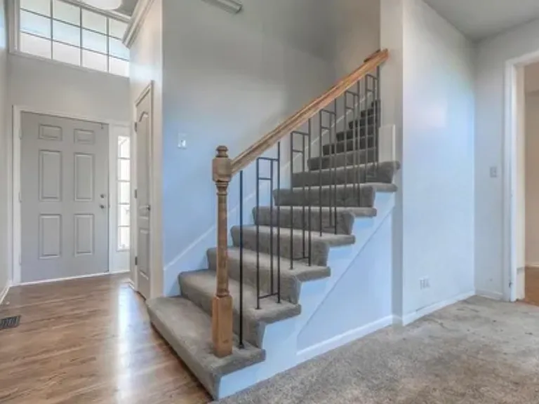 15533 Floyd St — Photo 3