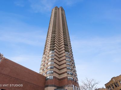 3660 N Lake Shore Dr APT 1203, Chicago, IL, 60613