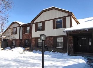 1251 Williamsburg Dr UNIT D1, Schaumburg, IL 60193