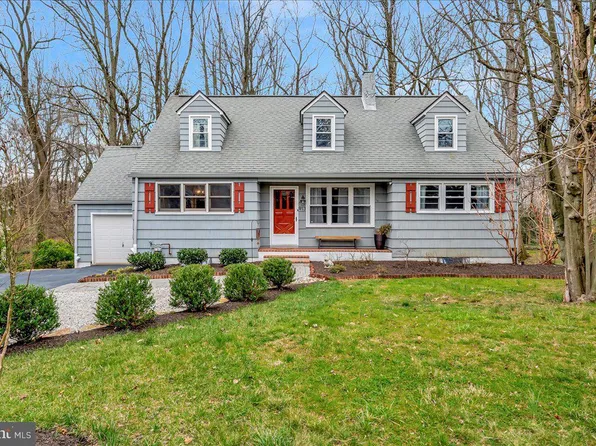 913 Darley Rd, Wilmington, DE 19810