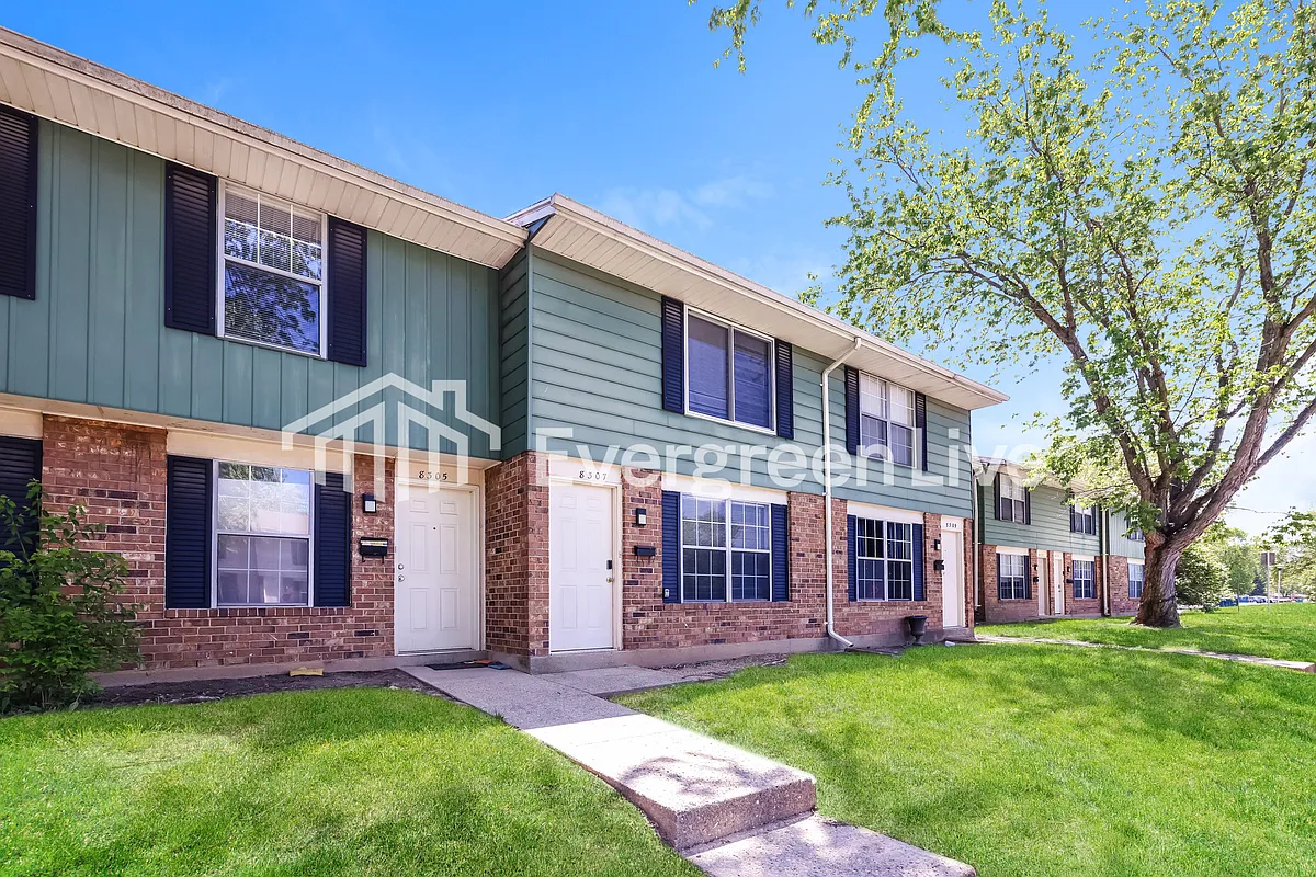 Building Photo - 8307 Mount Carmel St