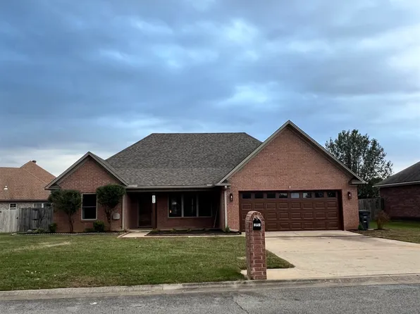 2113 Caleb Dr, Searcy, AR 72143