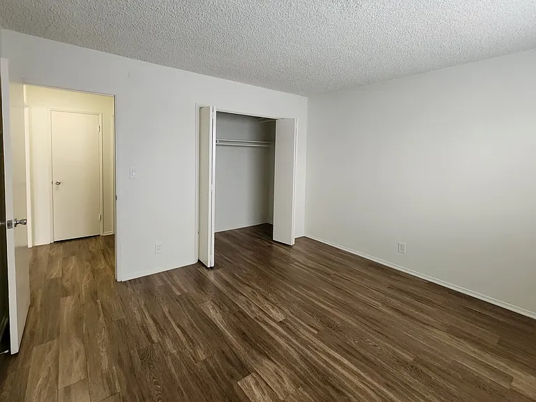 10138 Palms Blvd #2 — Photo 21