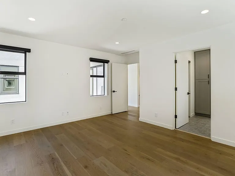 538 Vernon Ave — Photo 21