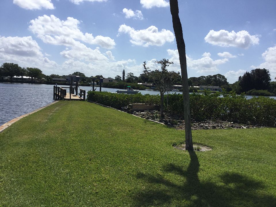 Peninsula to boat dock