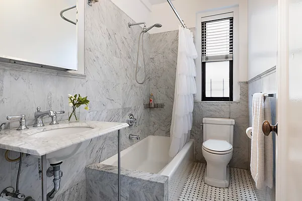 Sold by Douglas Elliman | media 8