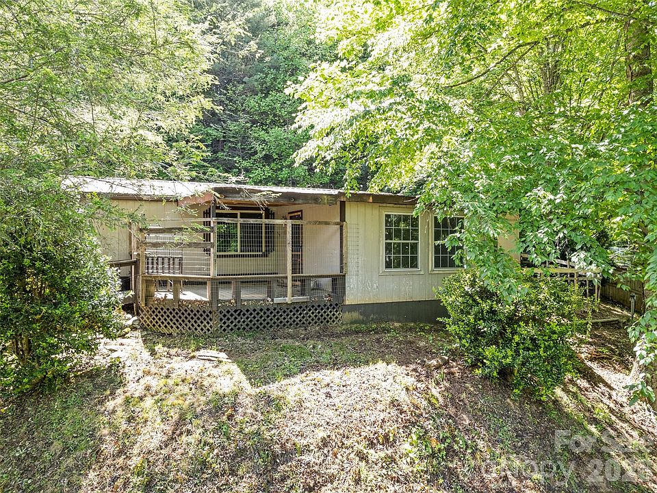1st image of 102 Serenity Ln