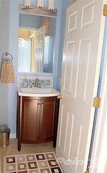 5th image of 6492 Meadowlark Ln