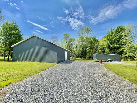 5th image of 1473 Cumberland Head Rd