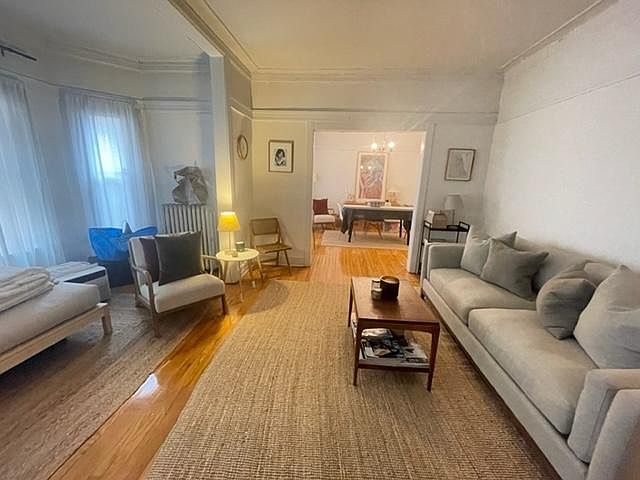 1st image of 522 W Diversey Pkwy #1S