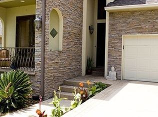 782 Loa Pl, Diamondhead, MS 39525