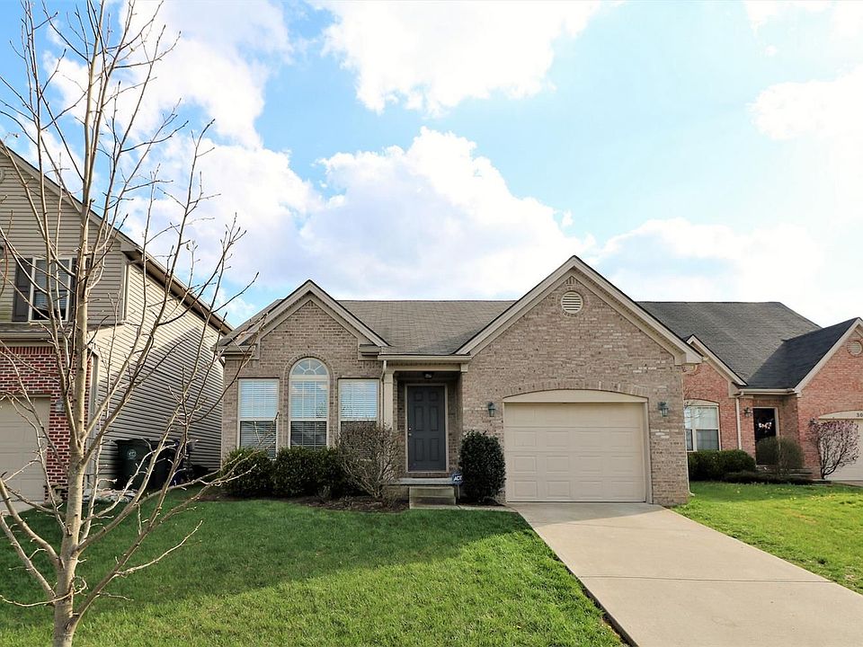 1st image of 304 Loblolly Ct