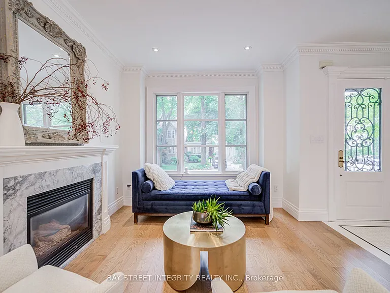 354 Old Orchard Grv — Photo 6