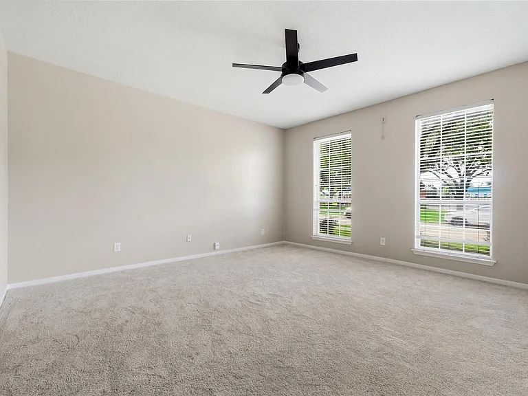 3711 Slocom Dr — Photo 7