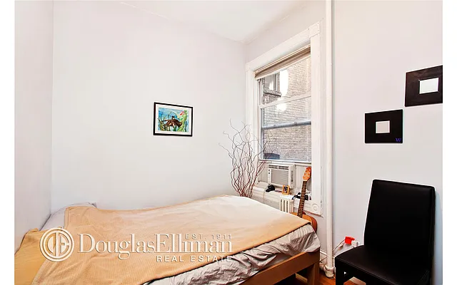 Rented by Douglas Elliman | media 28