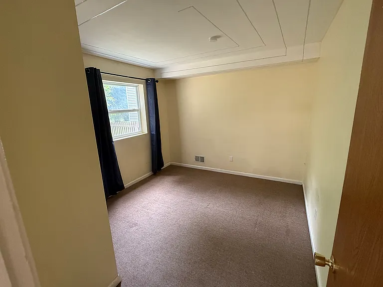 319 Meadowlark Dr — Photo 15
