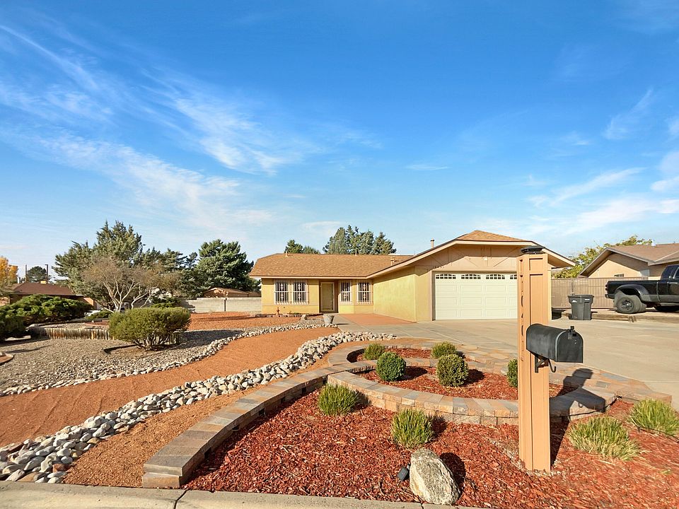 1st image of 10401 Palo Verde Pl NW