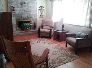 19 Quail Dr, Ballwin, MO 63021