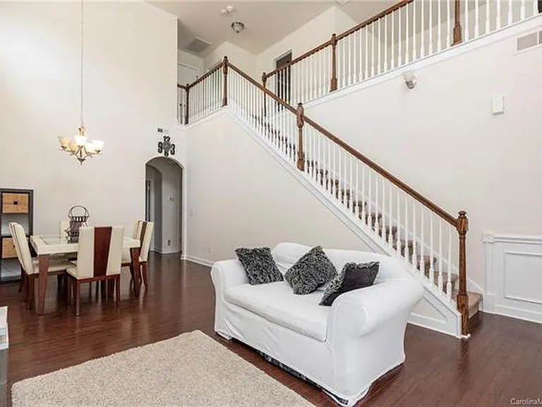 4558 Craigmoss Ln — Photo 3